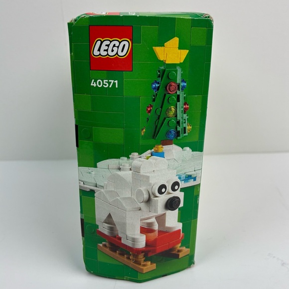 New LEGO Wintertime Polar Bears 40571 Christmas Decor Building Kit 312 pieces - Picture 2 of 6